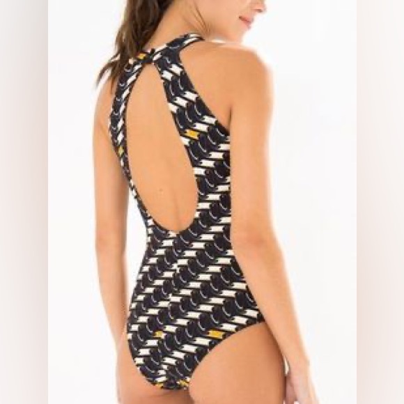 Farm Rio Brazil Toucan Halter Neck Bodysuit - Size Medium - Picture 1 of 9